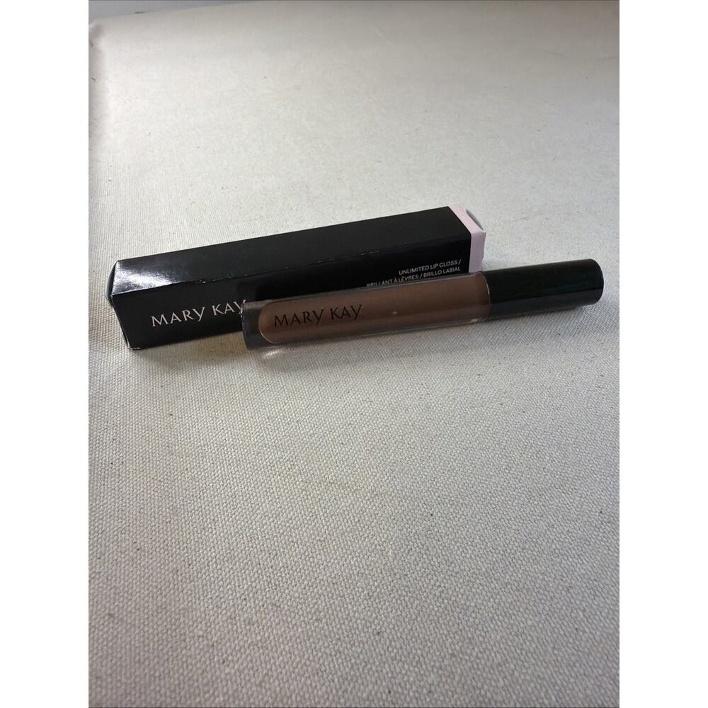Mary Kay Unlimited Lip Gloss Chocolate Nude .13fl OZ NEW